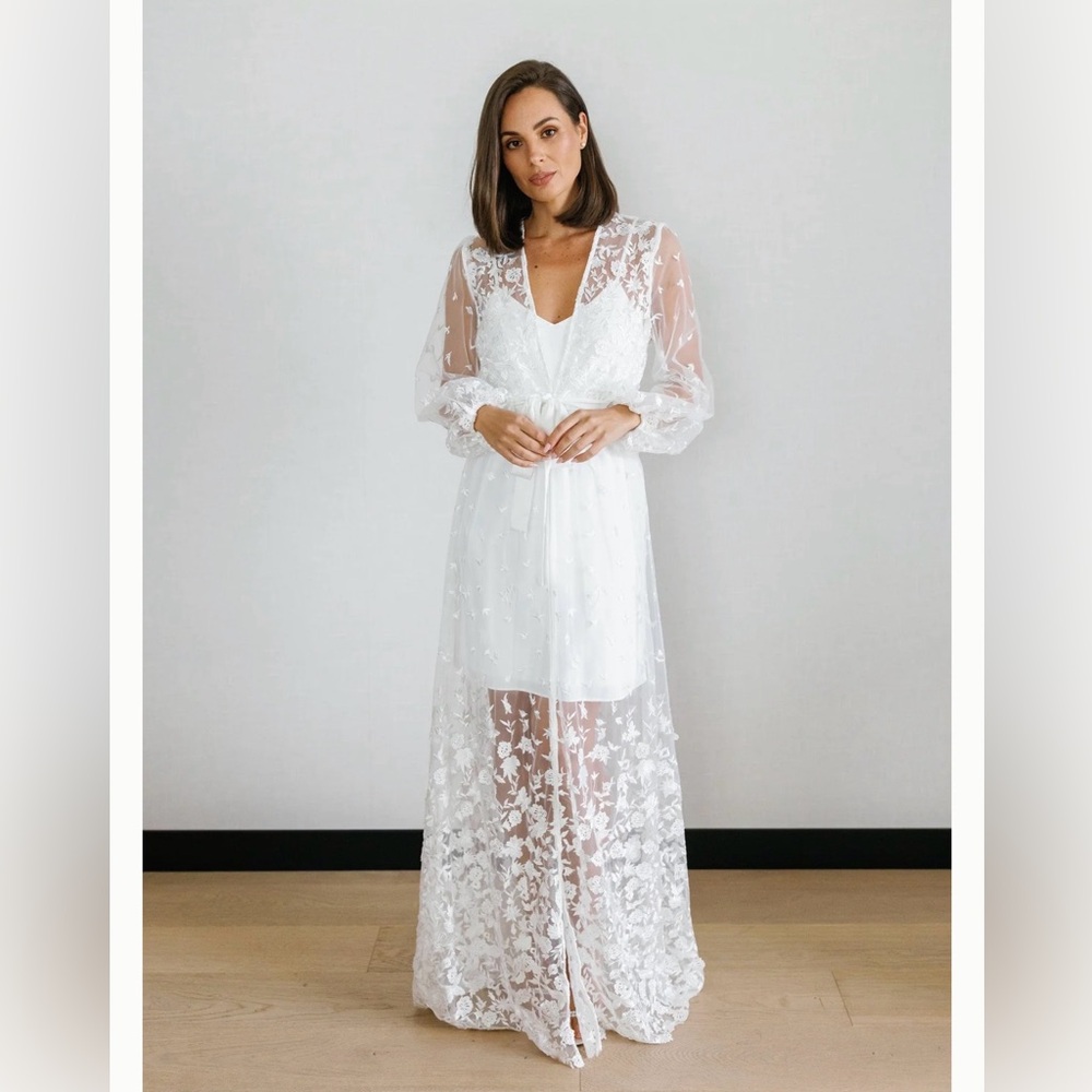 Lé Rose Studio Adele Lace Maxi Bridal Robe & Slip